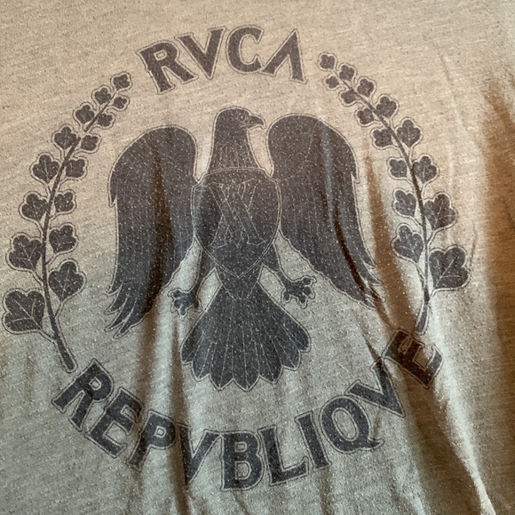 RVCA tee - Picture 2 of 3
